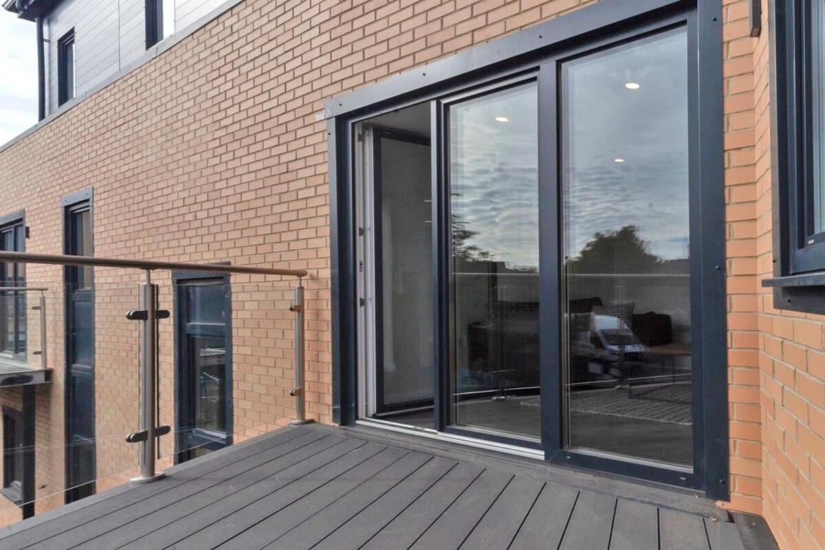 Lovely 1 Bedroom Apartment In Ashford Ashford  Eksteriør billede